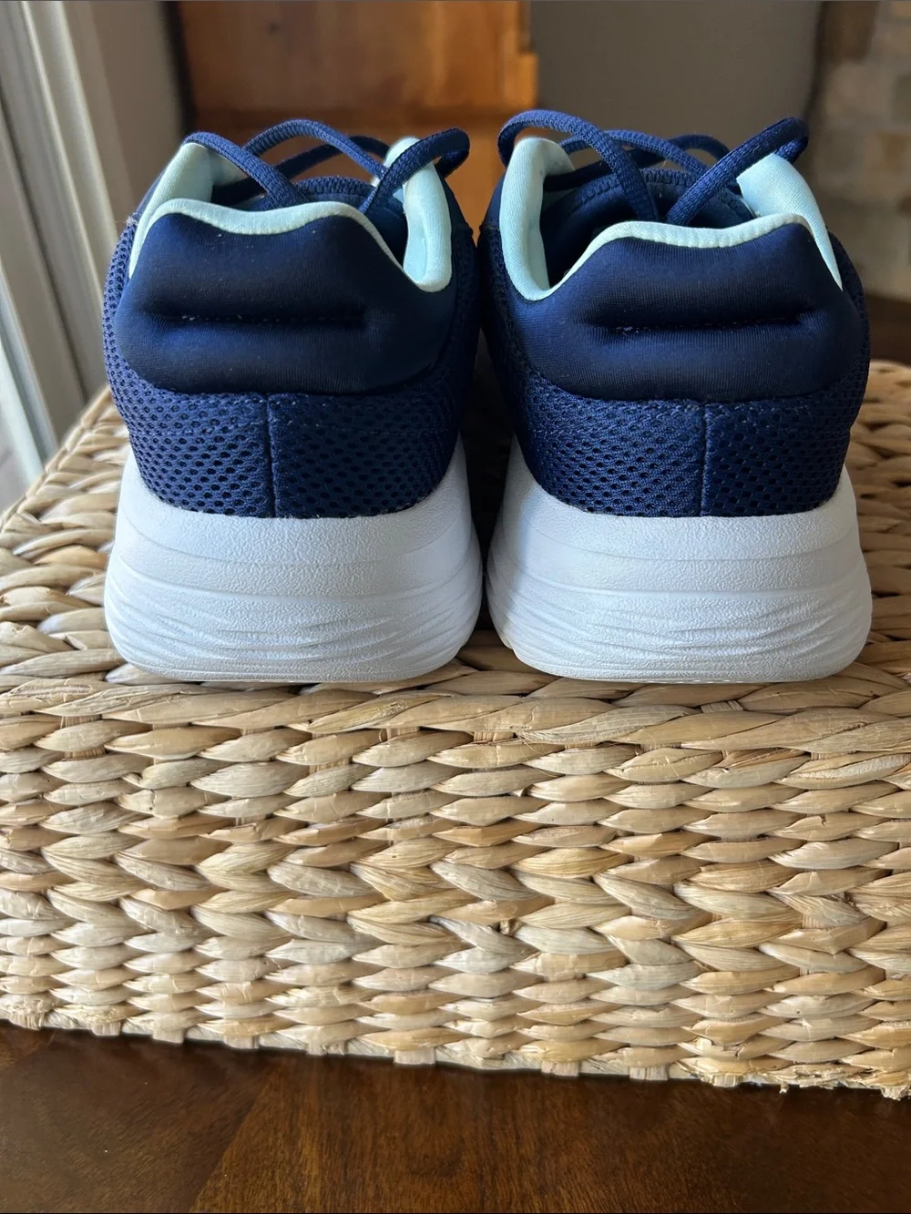 Adidas Cloudfoam Comfy Walking Running‎ Sneakers Athletic Shoes Women’s 8